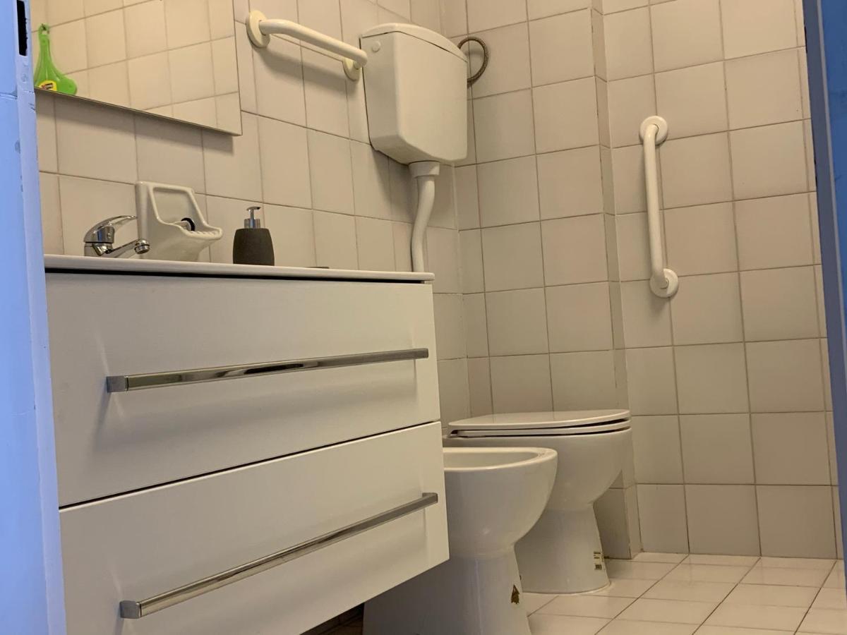 Al Mare Apartament Lägenhet Fano Exteriör bild