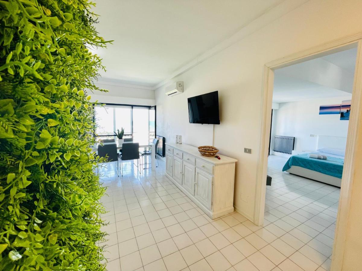 Al Mare Apartament Lägenhet Fano Exteriör bild